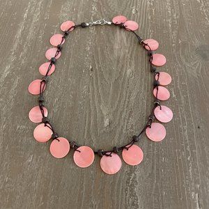 🌺 Vintage Pink Shell Necklace 🌺